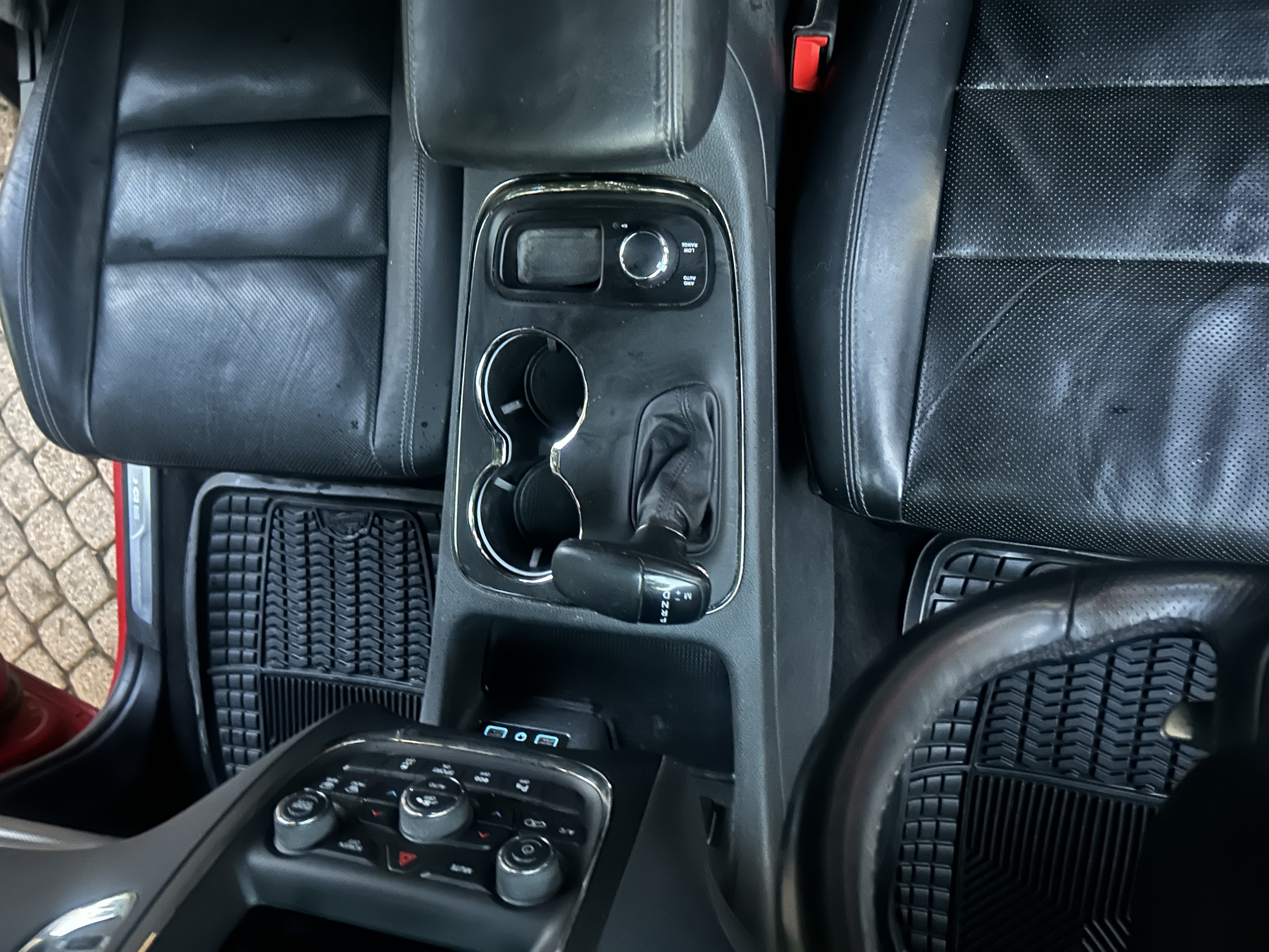 Dodge Durango dashboard after detail